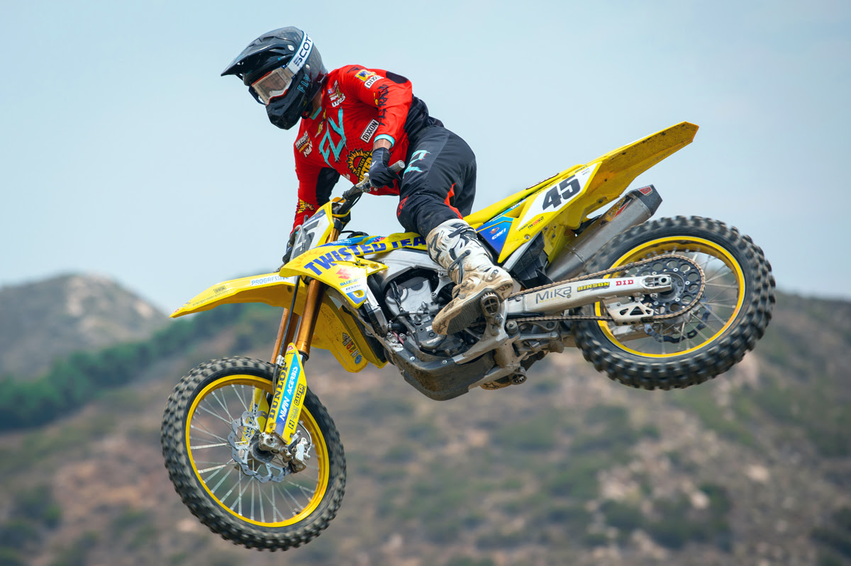 Colt Nichols Signs with HEP Suzuki