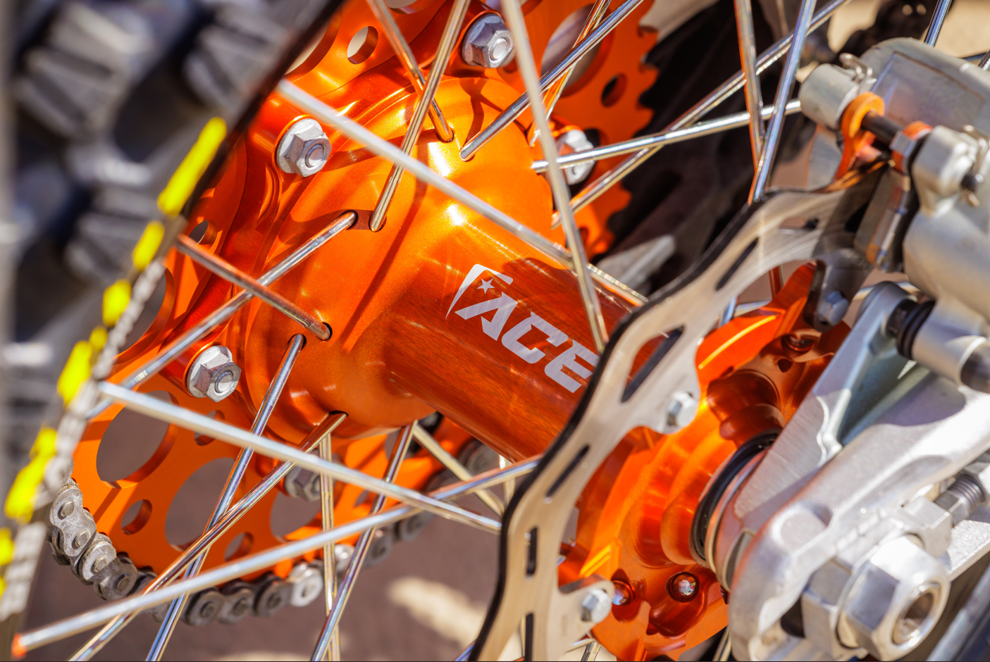 The D.I.D Ace Wheelset is Truly a Game Changer - Vurbmoto