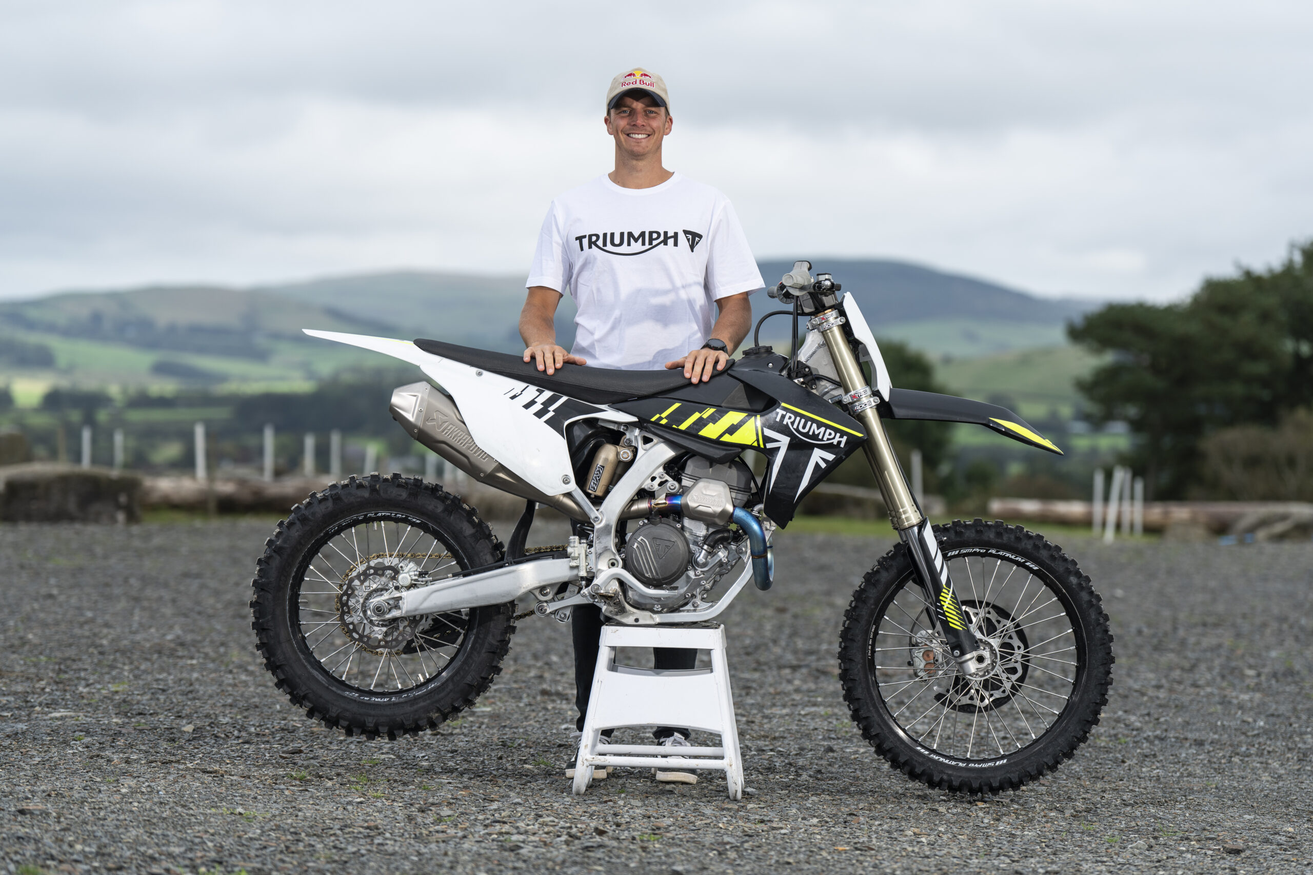 Jonny Walker는 Triumph에서 큰 승리를 거두었습니다.