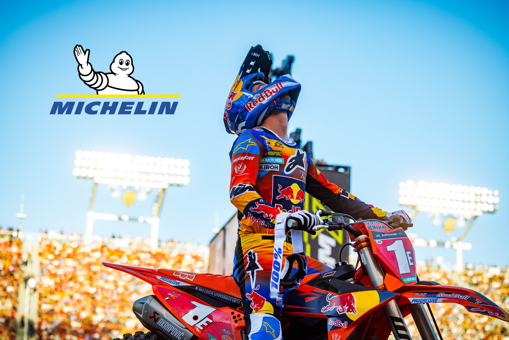 Tom Vialle과 Red Bull KTM Factory Racing Land Fox Raceway National Podium • 총 오토바이