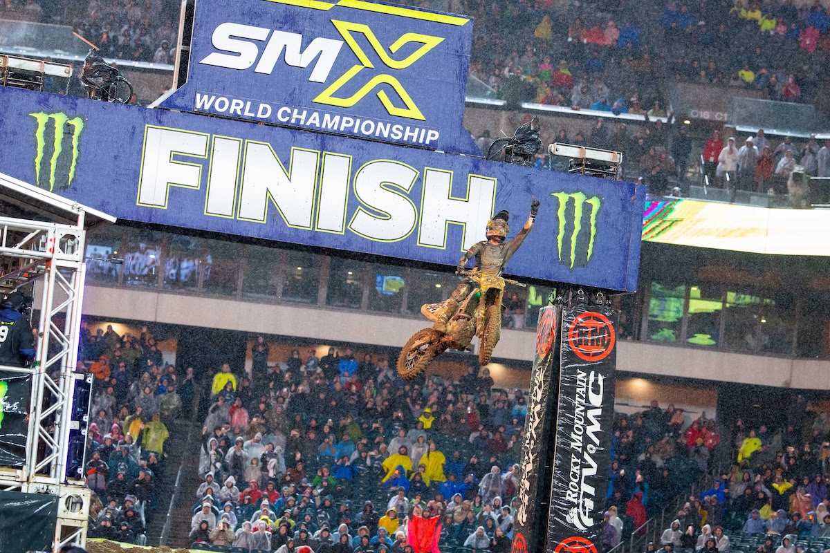 Ken Roczen Claims Philly Supercross, Takes 450SX Points Lead with